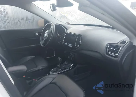 2020 Jeep Compass Altitude 4X4 from USA, damaged, VIN 3C4NJDBB5LT130128